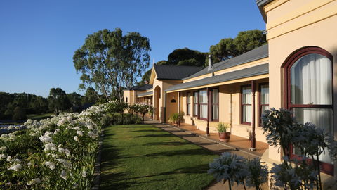 Brice Hill Country Lodge - Schoolies Week Accommodation 1