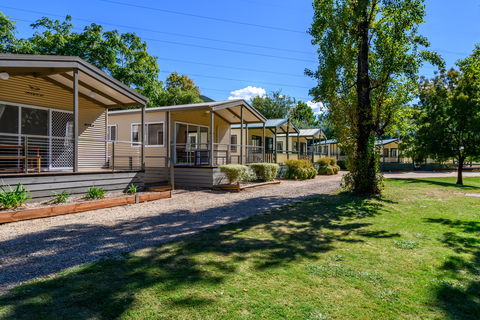 Bright Riverside Holiday Park - Schoolies Week Accommodation 2