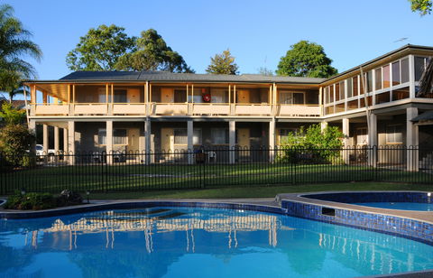 Bucketts Way Motel - Schoolies Week Accommodation 0