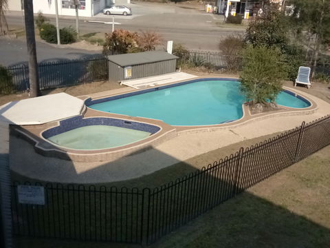 Bucketts Way Motel - Schoolies Week Accommodation 1