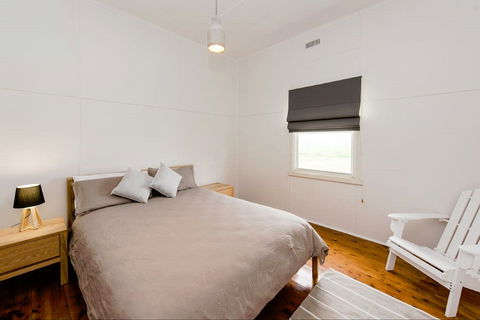 Castleview Cottage - Schoolies Week Accommodation 2