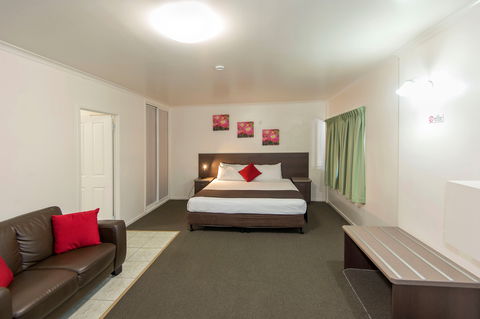 Coral Sands Motel - Schoolies Week Accommodation 1