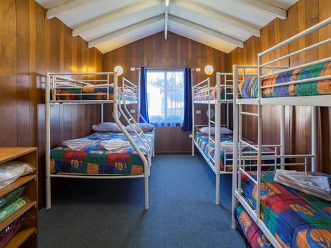 Havana Villas - Schoolies Week Accommodation 2