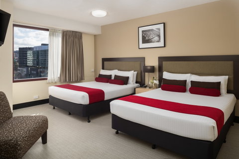 Mercure Welcome Melbourne - Schoolies Week Accommodation 0
