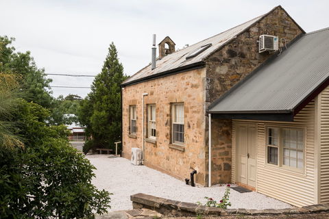 Roscrow Bed And Breakfast - Schoolies Week Accommodation 1
