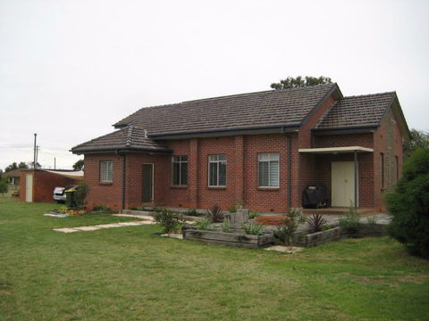 The Church Retreat In Yerong Creek - Schoolies Week Accommodation 0
