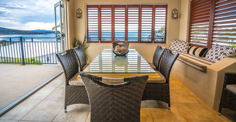Villa Jasper Bay Of Fires - Schoolies Week Accommodation 0