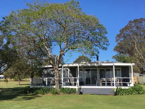 Wilderness Grove Estate - The Cottage - Schoolies Week Accommodation 1