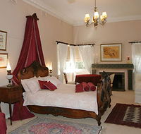 Yuulong Bed and Breakfast - Schoolies Week Accommodation