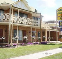 Victoria Lake Holiday Park - Schoolies Week Accommodation
