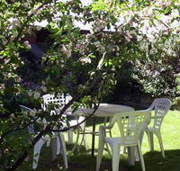 The Old Priory - Schoolies Week Accommodation