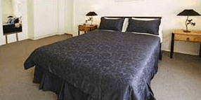 Alpine Retreat Hotel - Schoolies Week Accommodation