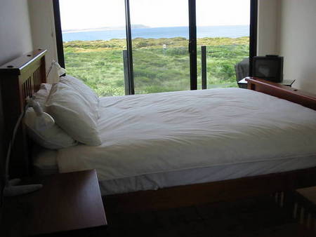 Ocean View Beach House - Schoolies Week Accommodation 2