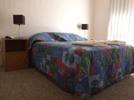 Carnarvon Central Apartments - Schoolies Week Accommodation