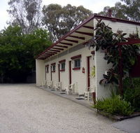 Auto Lodge Motor Inn - Schoolies Week Accommodation
