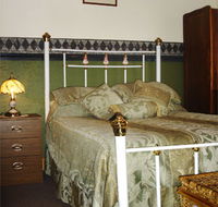 Stanbyrne Bed  Breakfast - Schoolies Week Accommodation