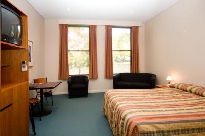 La Trobe At Beechworth - Schoolies Week Accommodation 5