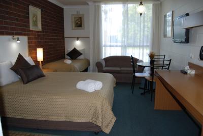 City Gardens Motel Traralgon - Schoolies Week Accommodation 3
