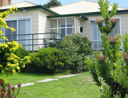 Lady Barron Holiday House - Schoolies Week Accommodation