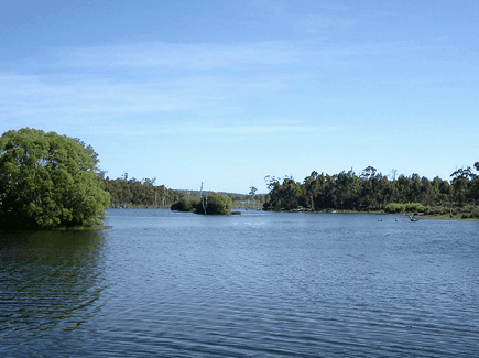 Currawong Lakes - Schoolies Week Accommodation