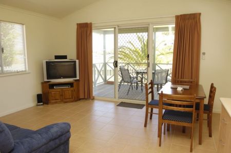 Discovery Holiday Parks - Koombana Bay - Schoolies Week Accommodation 2