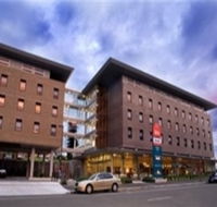 Ibis Wollongong - Schoolies Week Accommodation