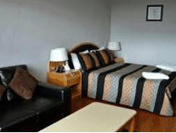 Airport International Motel - Schoolies Week Accommodation