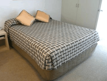 Summer East Serviced Apartments - Schoolies Week Accommodation
