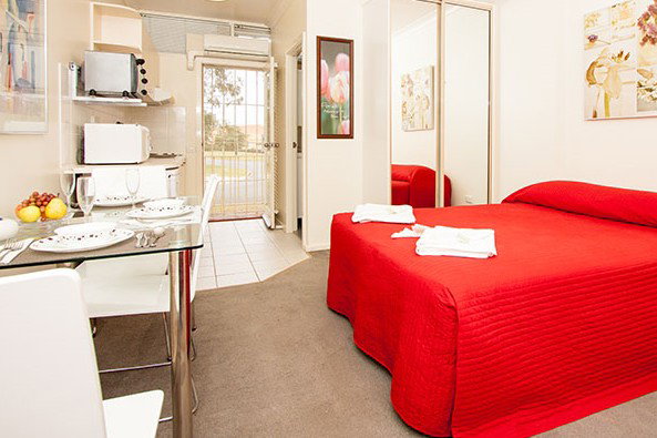 Griffith ACT Schoolies Week Accommodation