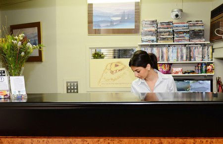 Bankstown Motel 10 - Schoolies Week Accommodation 1