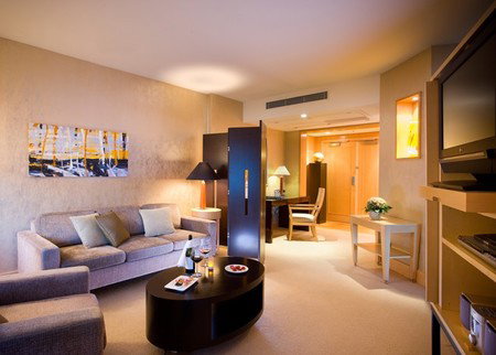 Amora Hotel Jamison Sydney - Schoolies Week Accommodation 5