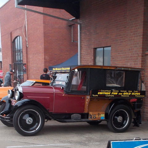 Vintage Fun Hire Cars - Schoolies Week Accommodation 0