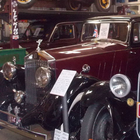 Vintage Fun Hire Cars - Schoolies Week Accommodation 2
