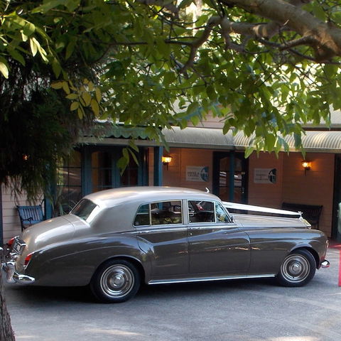 Vintage Fun Hire Cars - Schoolies Week Accommodation 4
