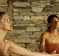 Spa Pevonia - Schoolies Week Accommodation