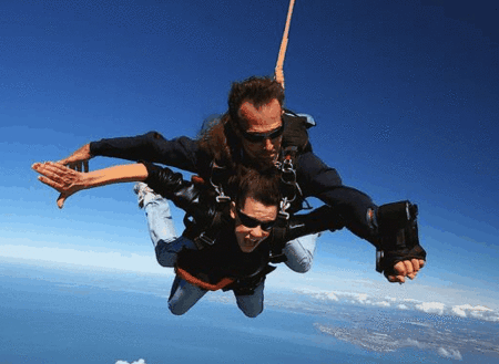 OzSkydiving - Schoolies Week Accommodation