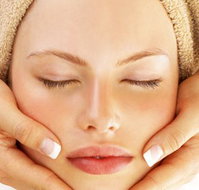 Studio Essence Remedial Massage  Day Spa - Schoolies Week Accommodation