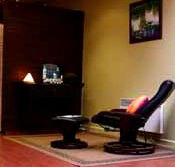 Retreat In The Suburbs - Schoolies Week Accommodation