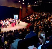 George Jenkins Theatre - Schoolies Week Accommodation