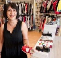 Sunshine Plaza Shopping Centre - Schoolies Week Accommodation