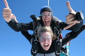 Skydive Temora - Schoolies Week Accommodation 3