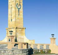 Fremantle War Memorial - Schoolies Week Accommodation
