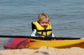Coochie Boat Hire - Schoolies Week Accommodation 1
