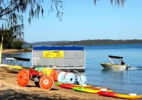 Coochie Boat Hire - Schoolies Week Accommodation 2