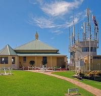 Nelson Head Heritage Lighthouse and Reserve - Schoolies Week Accommodation