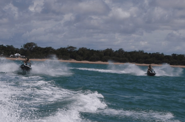 Aquavue Cafe Watersports - Schoolies Week Accommodation