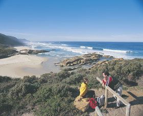 Lights Beach - Schoolies Week Accommodation 0