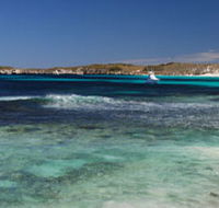 Little Salmon Bay - Schoolies Week Accommodation