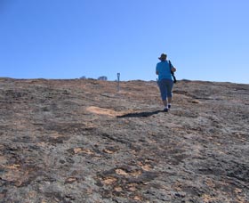 Merredin Peak Trail - Schoolies Week Accommodation 0