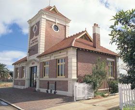 Merredin Town Hall - Schoolies Week Accommodation 0